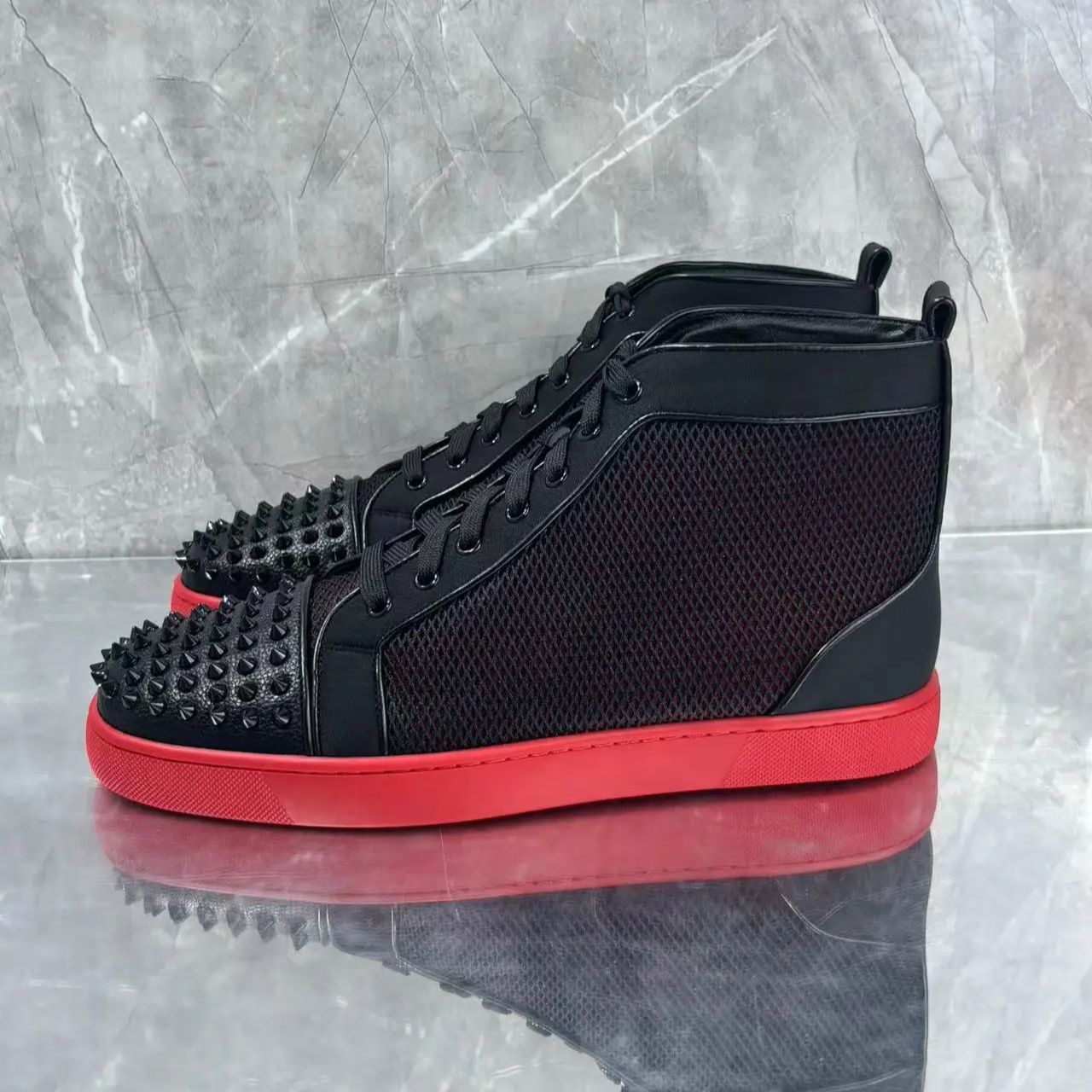 Mens Fashion Week - Black Full Rivets Mesh Casual Sports